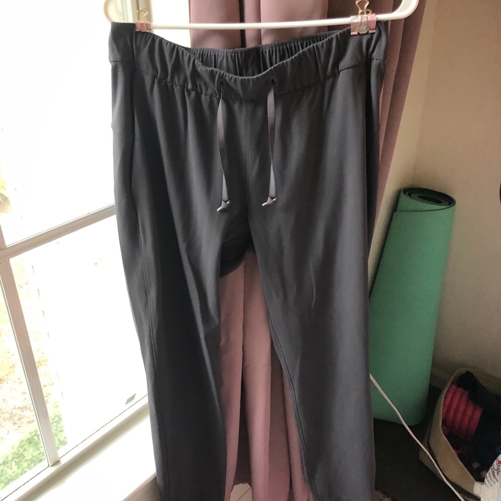 Lululemon on the Fly pant